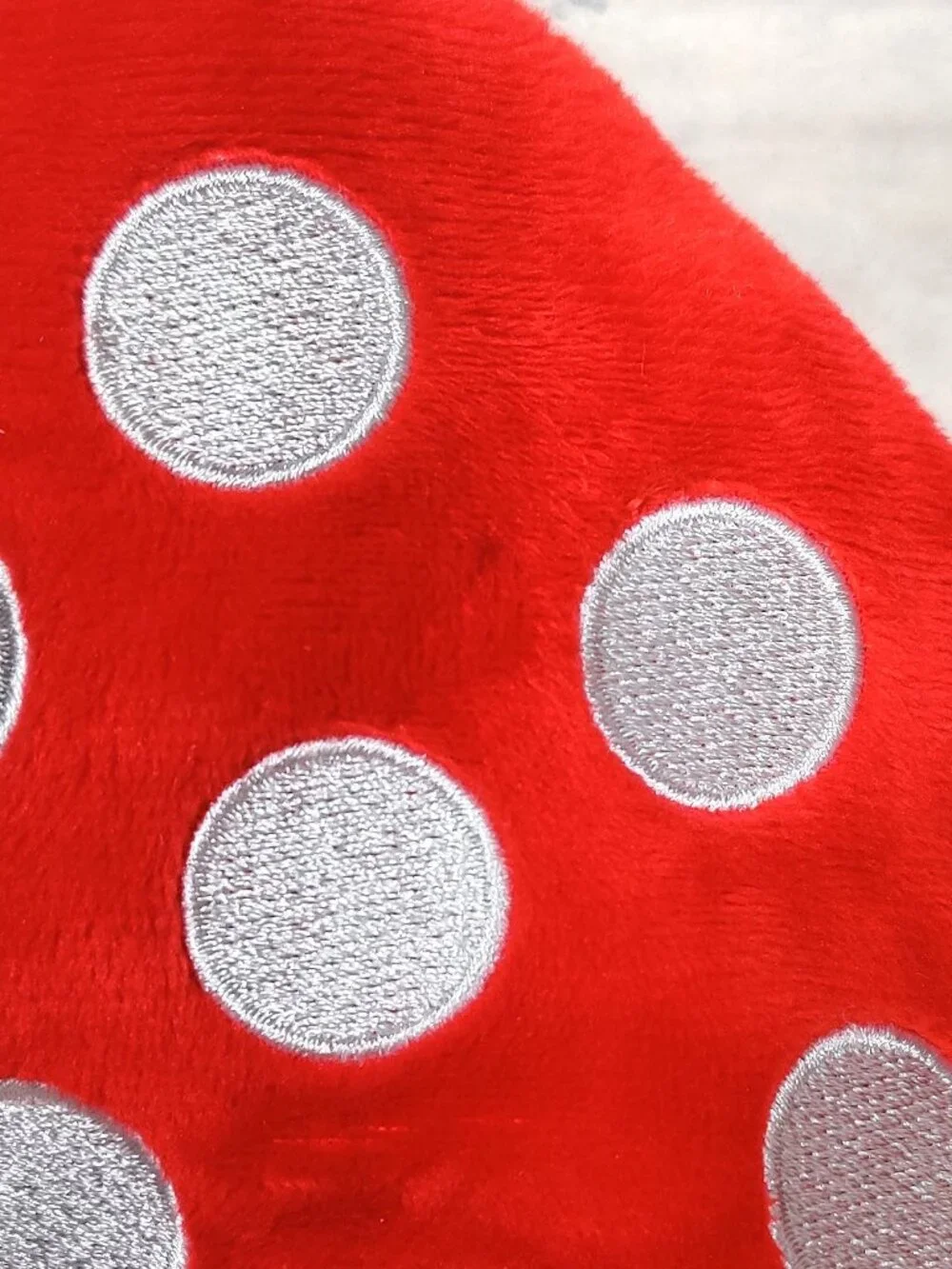 Harvey's Minnie Mouse Plush Bow Crossbody Bag Purse Disney Polka Dot Disney 2021